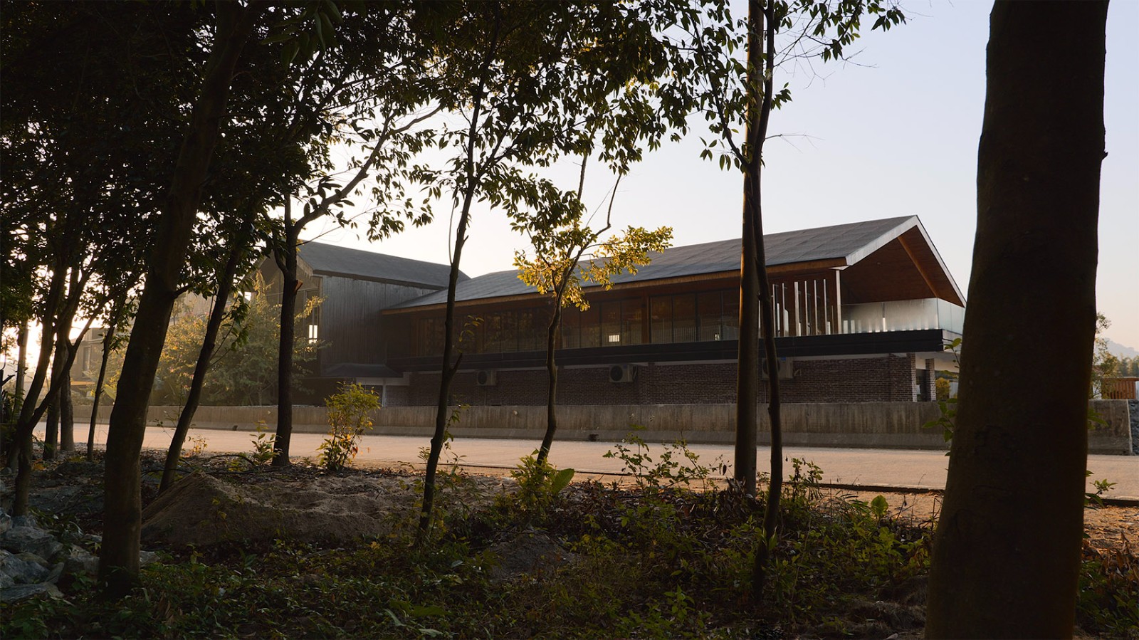 廣東英德·“八畝晴川”度假民宿設(shè)計 廣東英德·“八畝晴川”度假民宿設(shè)計