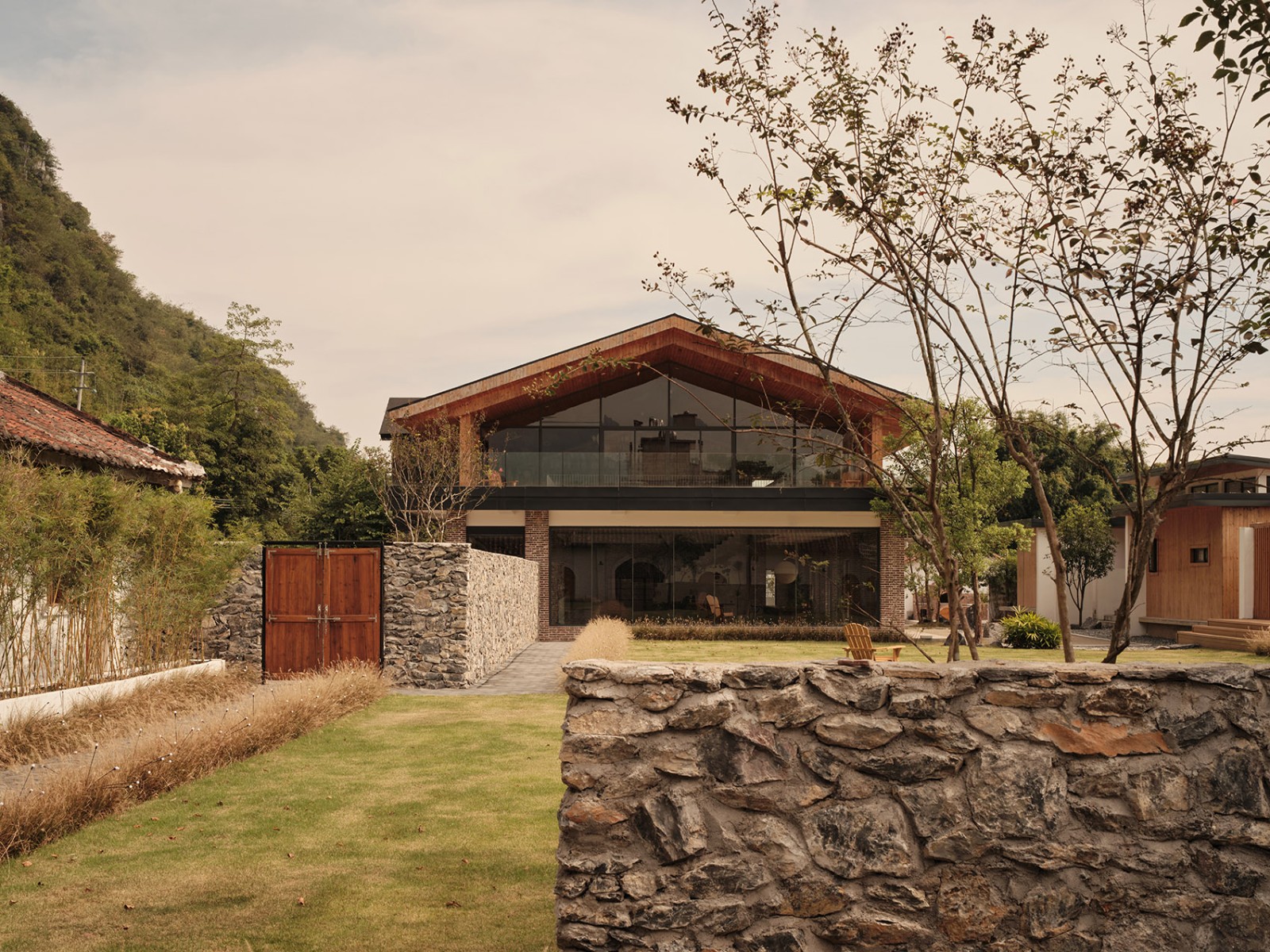 廣東英德·“八畝晴川”度假民宿設(shè)計 廣東英德·“八畝晴川”度假民宿設(shè)計