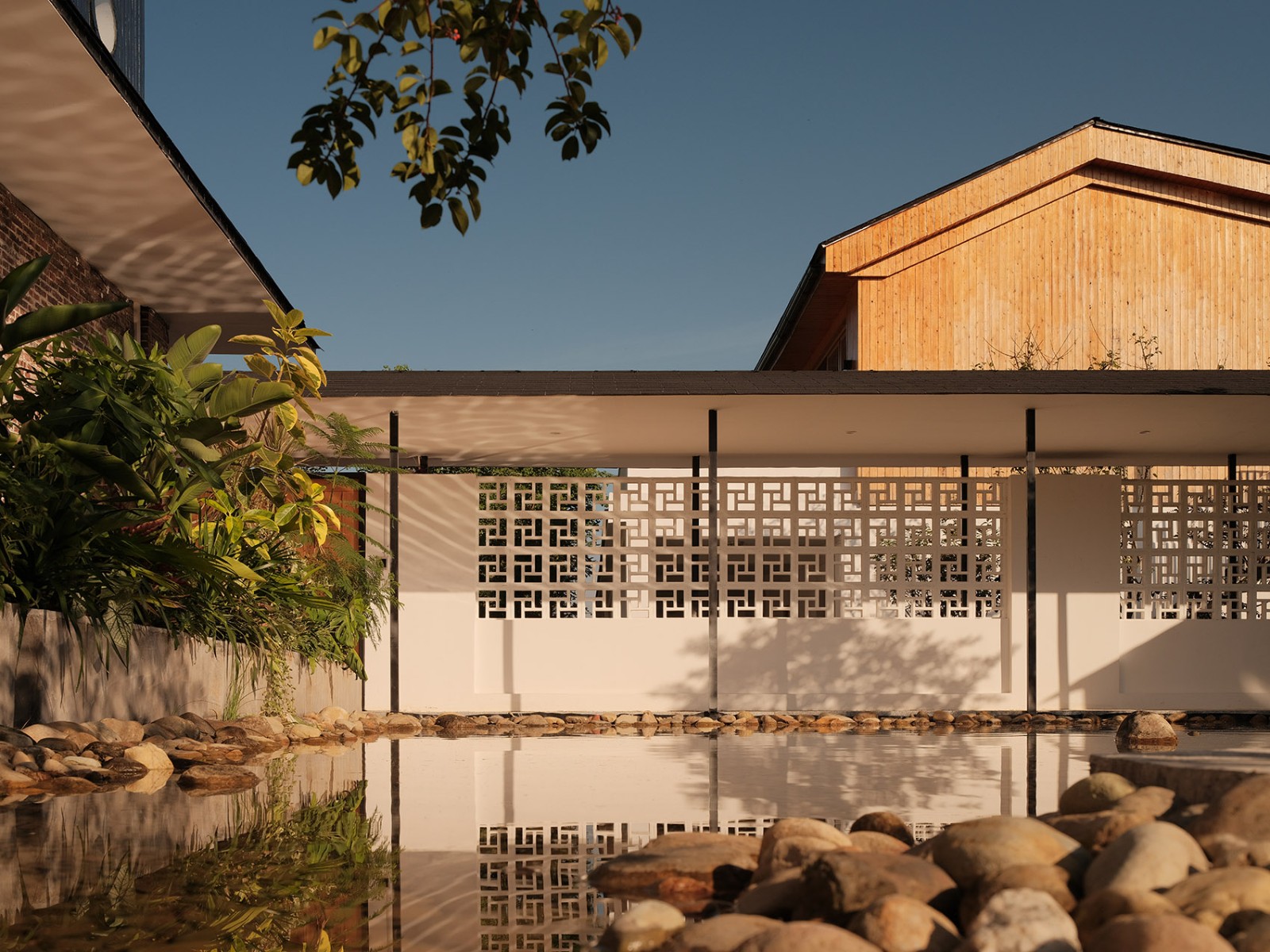 廣東英德·“八畝晴川”度假民宿設(shè)計 廣東英德·“八畝晴川”度假民宿設(shè)計